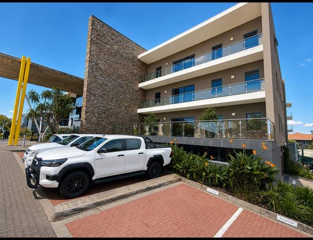 249M² OFFICE TO LET IN BRYANSTON